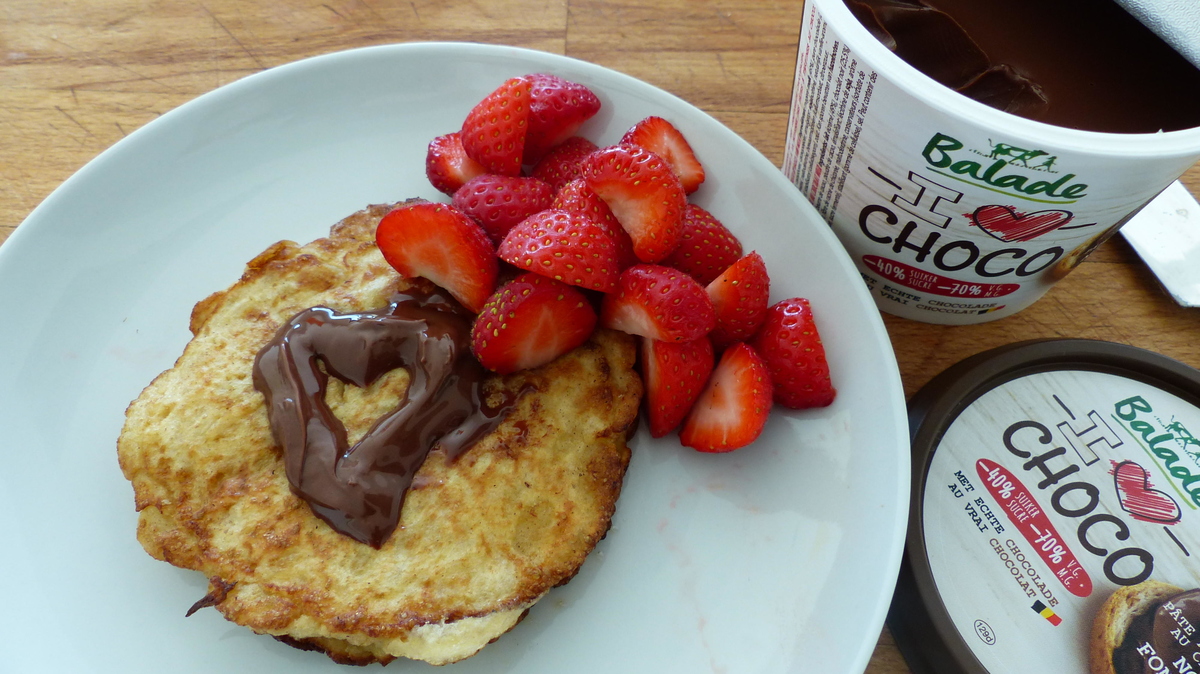 trnd-partner melje eet lekkere pannenkoeken met Balade I Love Choco
