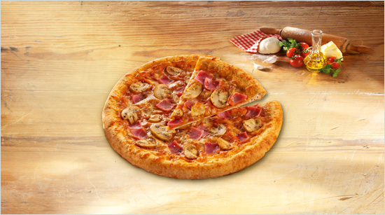 De pizza’s van Casa di Mama zijn de eerste diepvriespizza’s met een vers deeg dat rijst in de oven net als huisbereide pizza's! Hierdoor is de bodem lekker dun en de korst licht en knapperig.