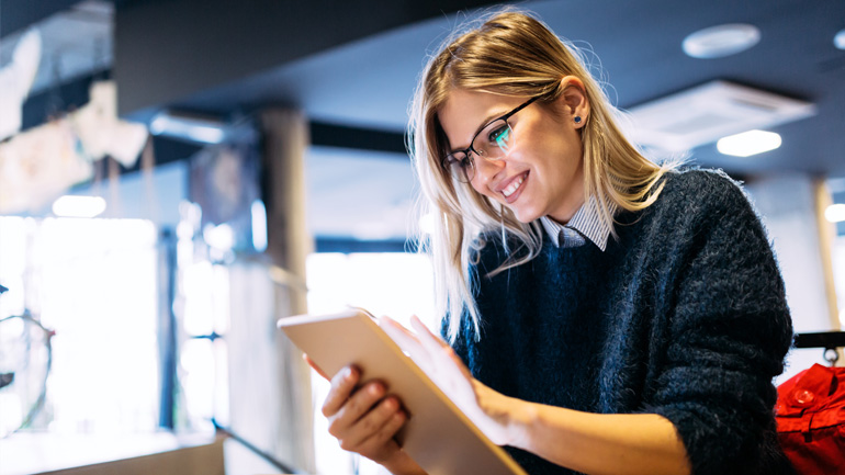 Zaostření do blízka, je pro naše oči namáhavá činnost