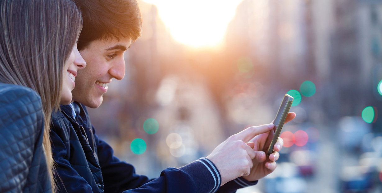 Ulevte svým očím od digitální únavy s novými čočkami Biofinity Energys!