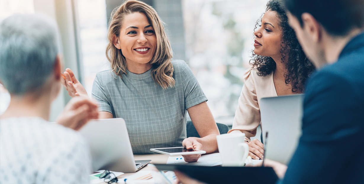 Pochlubte se svými zkušenostmi s úlevou očí díky Biofinity Energys svým přátelům a kolegům v práci. 