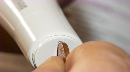 battery-compartment-braun-face1-jpg