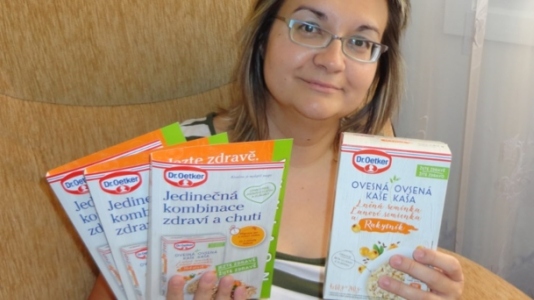 Na začátku byla radost z balíčků a jejich obsahu.