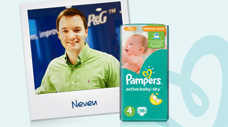 Neven zdraví členy týmu Pampers Active Baby-Dry