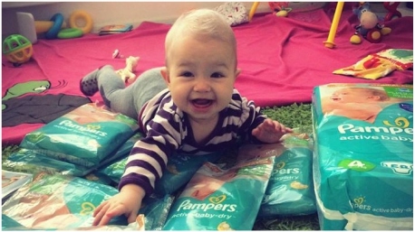  "První pocity? Voní mi a není vůbec vidět, že je má prďola na sobě :-)"