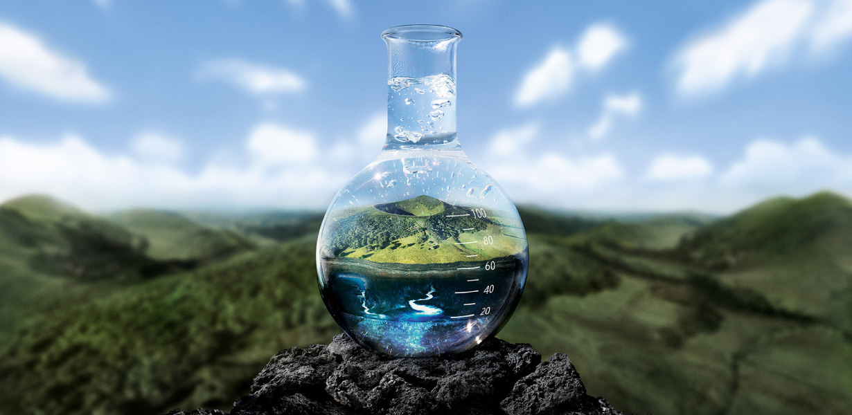 89% koncentrovaná Mineralizující voda Vichy přispívá k posílení funkce kožní bariéry a napomáhá udržet přirozené pH pleti a chrání ji od vnějších škodlivin.