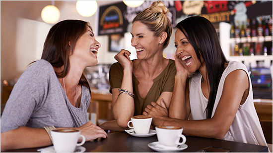 Sdílejte své zkušenosti se svými přáteli a věnujte jim vzorky denní péče Vichy Slow Âge, aby si i oni udělali vlastní názor!