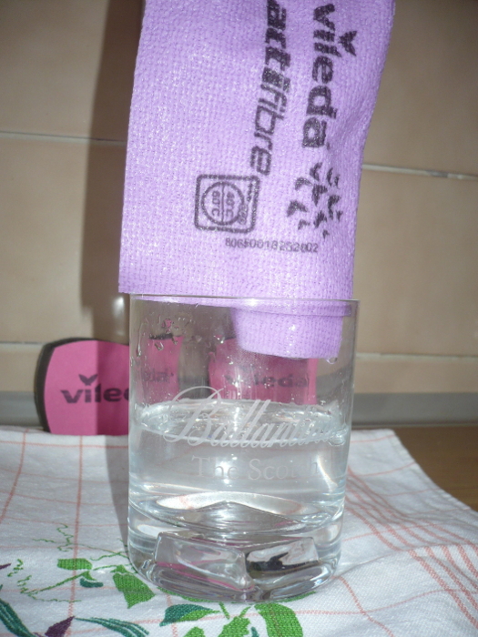 Hadřík Vileda Actifibre pojme až pětinásobek své vlastní váhy!