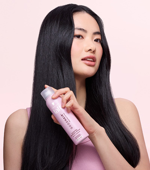 Schönes, duftendes Haar mit Taft Duft Refresh Spray Soft 