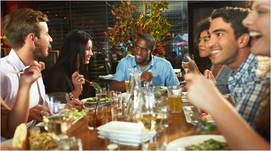 Im trnd-Projekt laden 500 trnd-Partner ihre Familie, Freunde und Kollegen zu Boursin Verkostungen ein, um sich vom aromatischen Geschmack zu überzeugen.