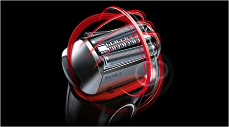 … FlexMotionTec sorgt für besseren Hautkontakt in schwierigen Partien, zum Beispiel an Hals und Kinn. Dank …