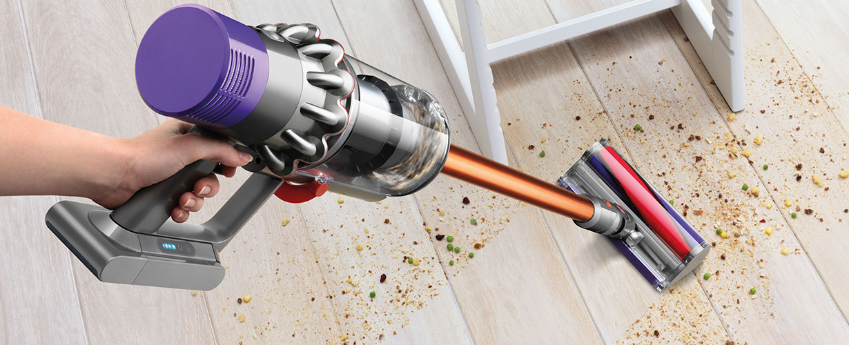 Der Dyson Cyclone V10 Absolute bietet die Saugkraft eines herkömmlichen Staubsaugers - und das völlig flexibel ohne Kabel.