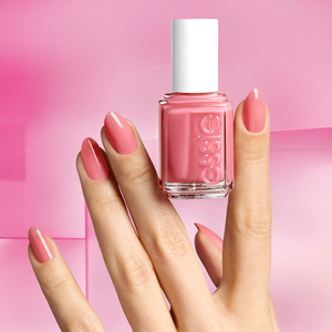 essie