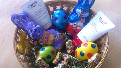 Danke an Silky1 für das Foto! Auch bei ihr gesellte sich die Produktprobe zum Hasen.