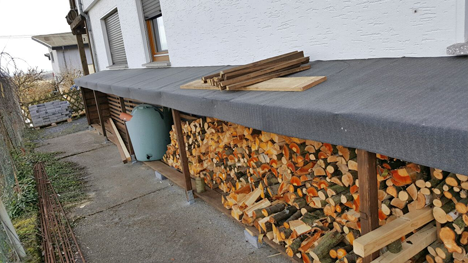 Ein fischer DUOPOWER-Projekt von trnd-Partnerin kittygirl87: Ein selbstgebauter Holzunterstand.