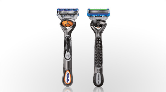 Mit seinem großen, ergonomischen Griff liegt der ProGlide Power stets sicher in der Hand. Gummierte und mit Lamellen versehene Flächen bieten auch bei Nässe optimalen Halt.