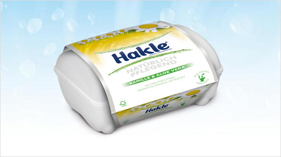 Die Variante Natürlich Pflegend bietet mit der Zugabe von Aloe Vera und Kamille-Extrakt ein Plus an sanfter Pflege. 