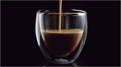 … für die Zubereitung in allen Nespresso®*-Maschinen geeignet sind. Nun gibt es auch … 