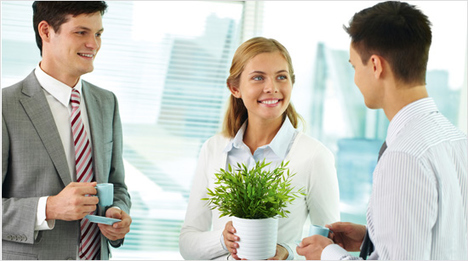 ... und machen ihn bei Familie, Freunden und Kollegen bekannt.