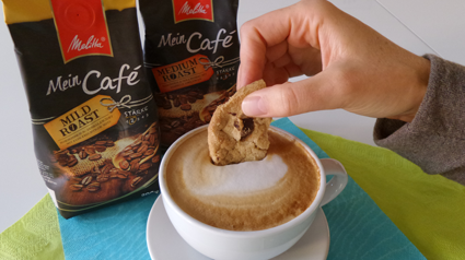 Kekse in den Kaffee tunken - lecker oder nicht?