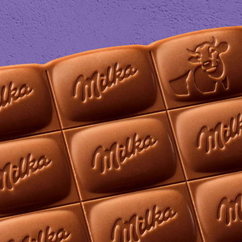 Dank einer neuen Tafelform passt sich die Milka Schokolade noch besser an den Gaumen an.