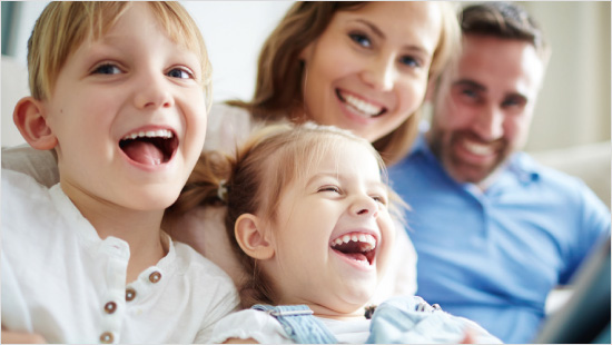 Mit dieser Kombination ist er einzigartig im Kühlregal und in jedem Alter der richtige Happen für unterwegs und zwischendurch.