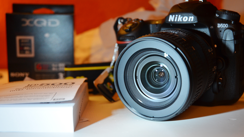 Nikon D3400 und D500 - effizienter Akku