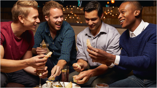 1.000 Männer aus der trnd-Community probieren den Rasier Stick anschließend selbst aus und teilen ihre Erfahrungen in ihrem Umfeld und im Internet.