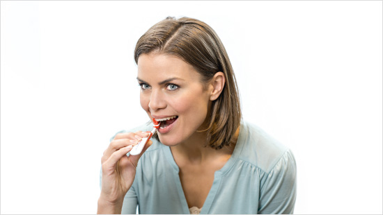 2.000 trnd-Partner probieren parodontax® Extra Frisch selbst aus und geben Proben der Zahnpasta an ihre Freunde und Bekannten weiter.