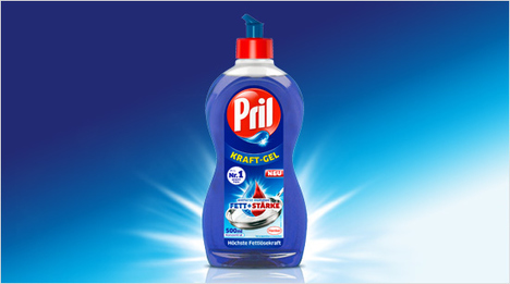 Mit einer neuen Formel entfernt das neue Pril Kraft-Gel …