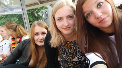 Welches Selfie/Wefie aus unseren Top 10 ist das beste?