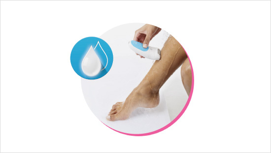 Er nutzt die fortschrittliche Wet & Dry-Technologie, mit der eine Anwendung unter Wasser möglich ist. Dadurch wird die Haarentfernung besonders sanft und …