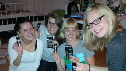 Syoss Renew 7 legt glänzende Auftritte beim Mädelsabend ...