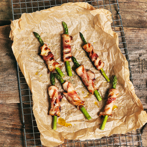 Spargel mit Bacon