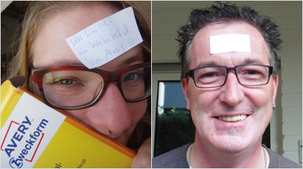 Spieleklassiker "Wer bin ich?" mit den Universal-Etiketten.