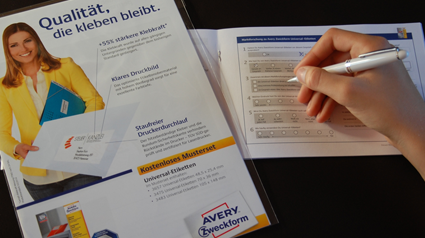 Meinungen und Anregungen von Freunden sammeln.