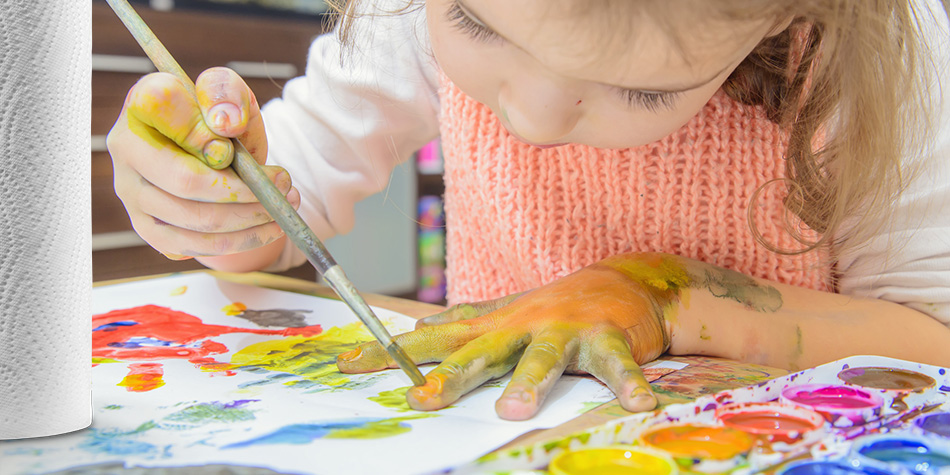Ostern steht vor der Tür: Und damit ein Anlass, zu Hause richtig kreativ zu werden – da darf Zewa Wisch&Weg natürlich nicht fehlen!