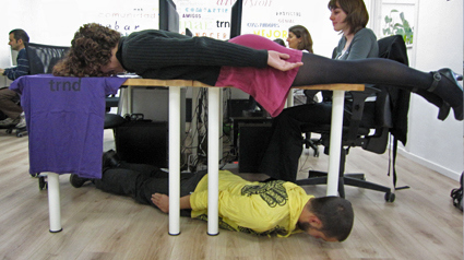Blogpost-office-planking011-jpg