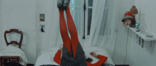 tumblr-mj3d7ykcCQ1qesb0jo1-500-gif