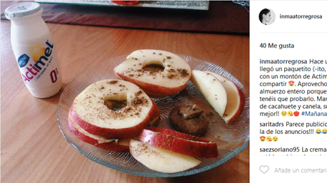 La trndiana angelatorregorsa7 comparte su desayuno con #MañanasActimel