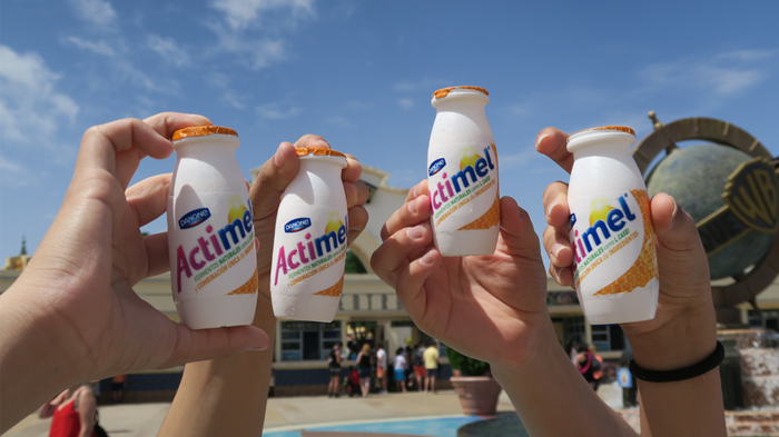 La trndiana Mirrorss_blog comparte los nuevos Actimel.