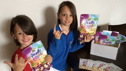 Los peques de la trndiana Meinhoff preparados para la acción con Finello Puzzle