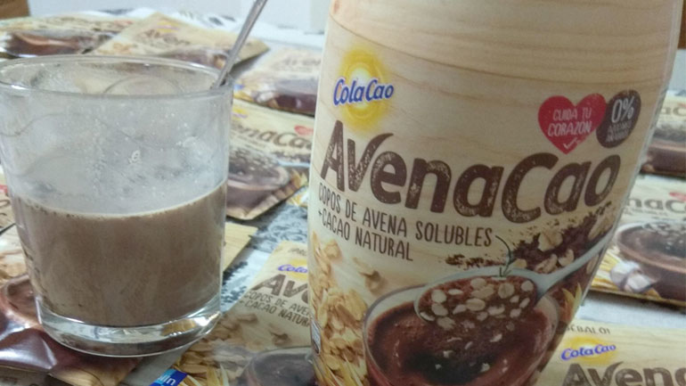 El trndiano ivan92 desayunando con AvenaCao.