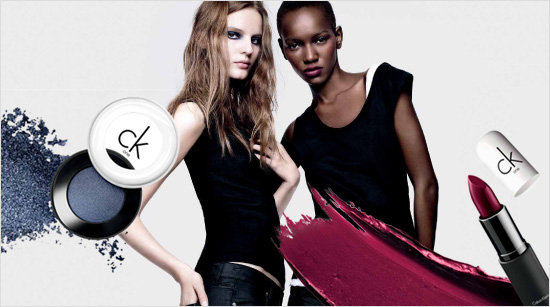 El maquillaje ck one color rompe moldes apostando por la belleza natural y desafiando los estereotipos: para todas las edades, razas y generaciones.