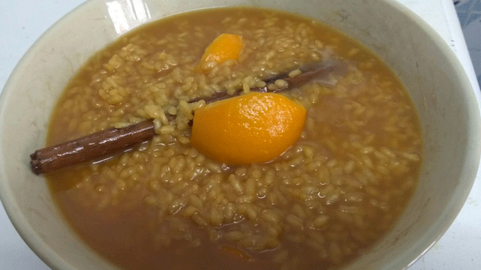 arroz con naranja