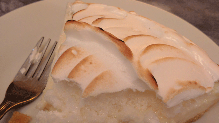 Pastel de limón y merengue