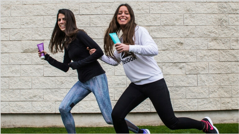Ana y Sofía en la carrera hacía el palmito