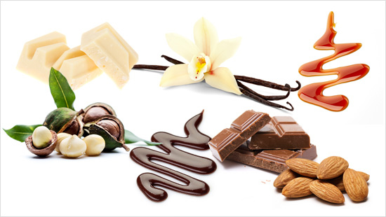 … elaborados con una cobertura de chocolate y un sorprendente interior de helado con trozos y salsas …