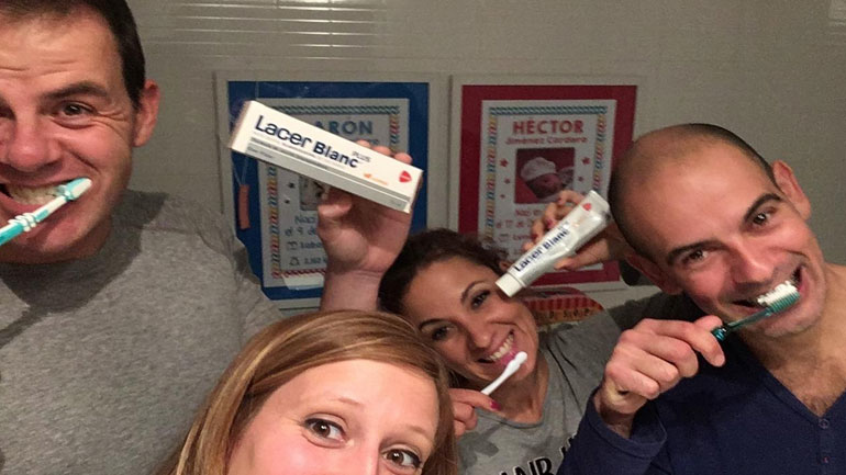 ¡Repartimos las muestras!