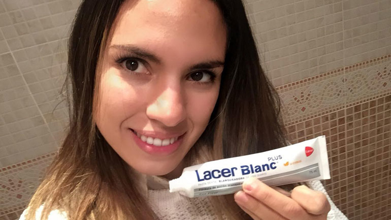 LacerBlanc Plus Pasta Dental Blanqueadora Citrus dientes blancos